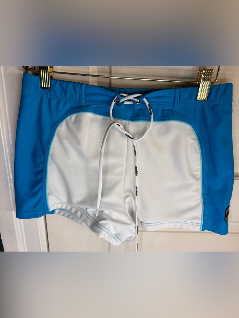 AussieBum Men’s Square Cut lined Swimsuit in blue and white. Men’s Large.